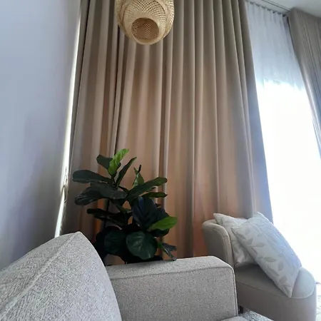 Aisha Staycation Wifi Big Patio Putrajaya Bagian luar foto